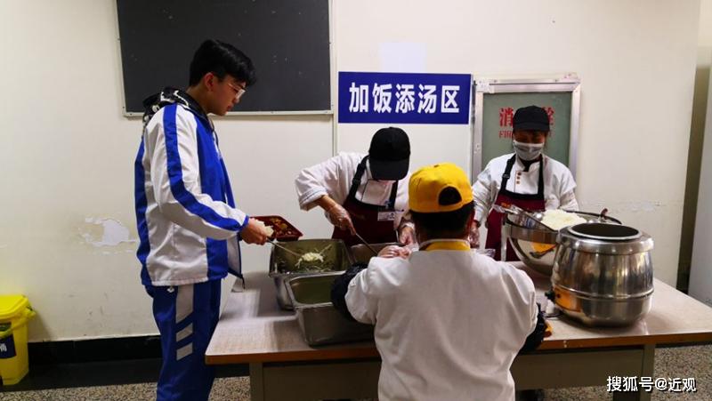 「文庙」欢迎归来！成都石室中学文庙校区高三年级学生返校！石室人