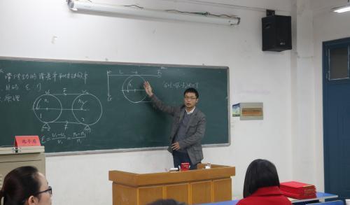原创俞敏洪称一些老师不配教学生，激怒了众多网友，遭熊丙奇“打脸”