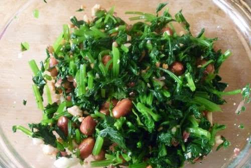 炒芹菜叶怎么做好吃 74b014e0a24e4f8d9c727bdb8ae58ceb.jpeg