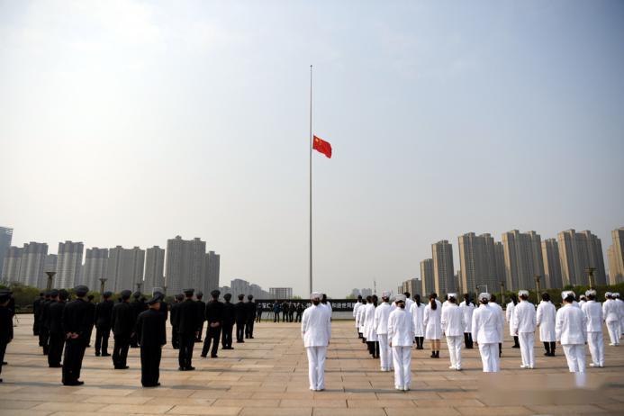 略庄小学等下半旗致哀!今日,神州同此哀恸