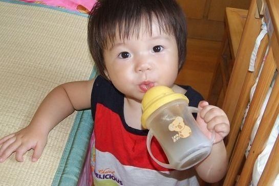 【水果】脾虚易积食，家长别不信儿科医生提醒：3种水果孩子馋也别喂娃