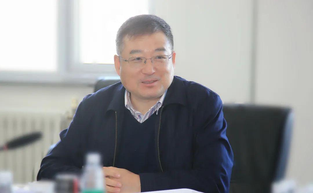 金轮集团董事长_肌肉金轮(2)