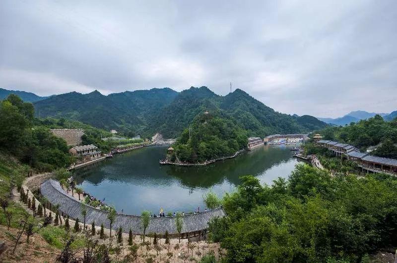 栾川抱犊寨和您一起开启美好旅途