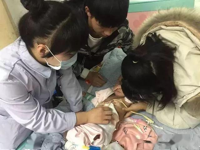 『起因』心脏停跳!起因竟是妈妈喂她吃了这个!1岁女婴胃被撑破