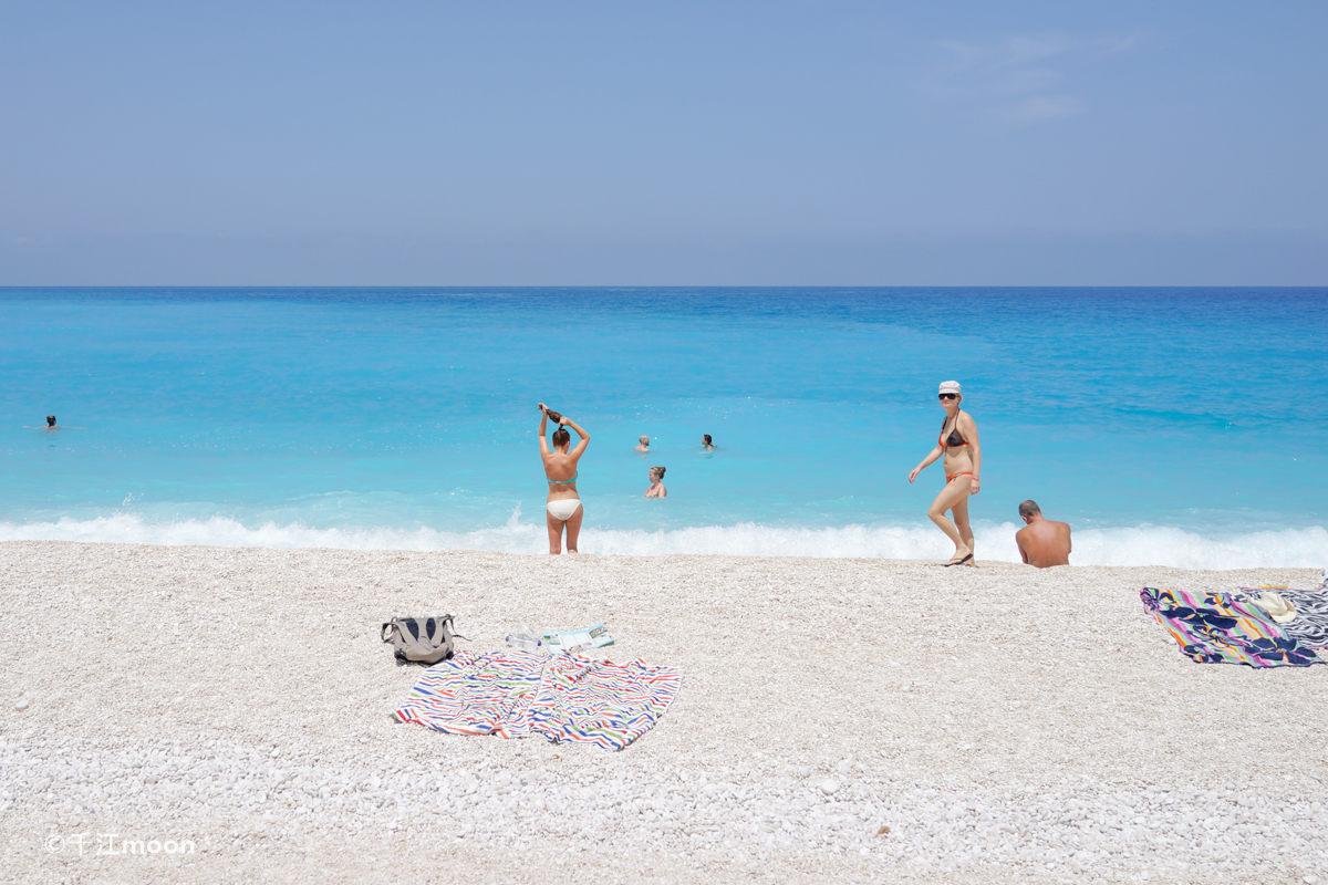 这里连续十年被评为希腊以及世界最美海滩，去一次终生难忘！