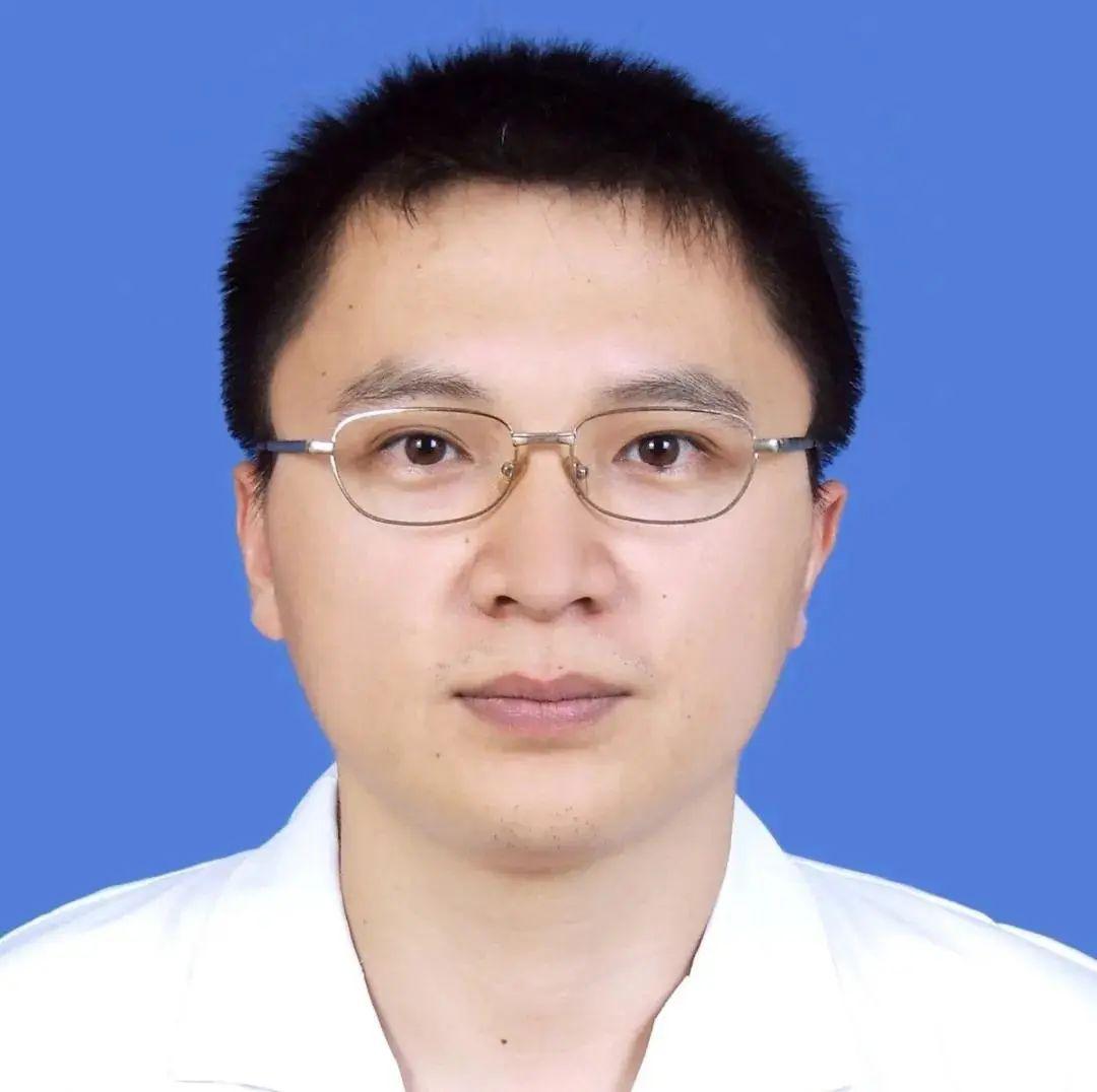 蔡磊最新消息权威发布 b8a354dc204d44fcbc52ab23c8153886.jpeg