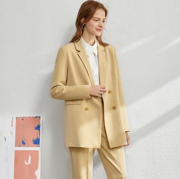 非凡风衣 e143d875583a486aa1ebc5544b6d1b81.jpeg