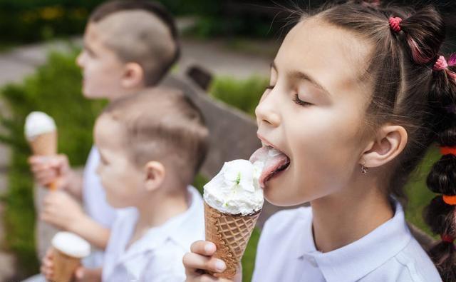 林乐■孩子不能吃冰食？合适的时间吃少量，可以让孩子更快乐辟谣
