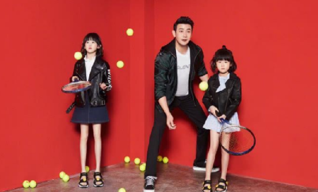 陆毅鲍蕾年轻时发布会视频 eff23ae7cecb42c4a3cd1a8d0b90a72b.jpeg