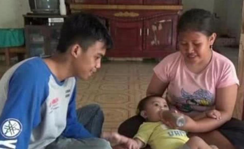 「婴儿」10年后，她的现状如何？那个家里太穷把咖啡当奶喝的婴儿