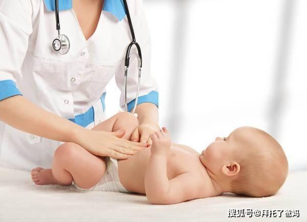 「新手」新手妈妈可别用错应对方法宝宝大便带血各有原因