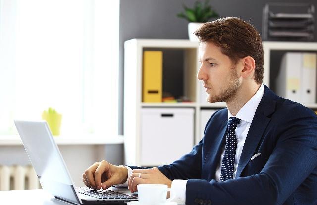 怎么找工作工资高 4ea32f0dadf740f48358d0b99f672535.jpeg