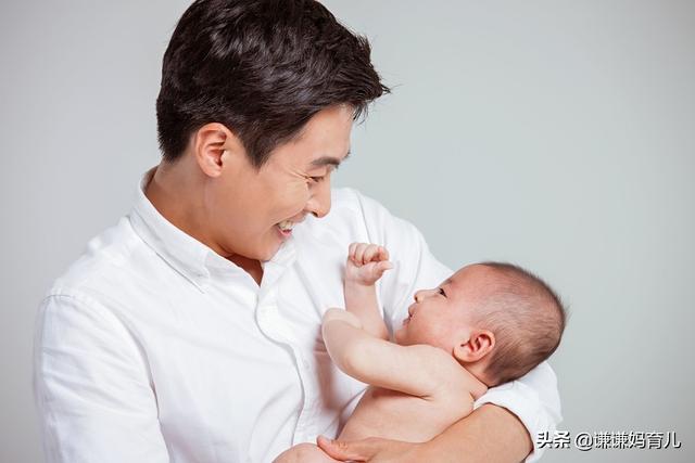 『宝宝』如何护理？这些护理常识，新手妈妈用得上新生儿第一个月很重要
