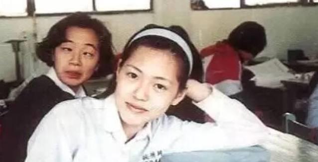 大小s学生时期的旧照片:只我一个人觉得,卑微的小s其实更美吗?