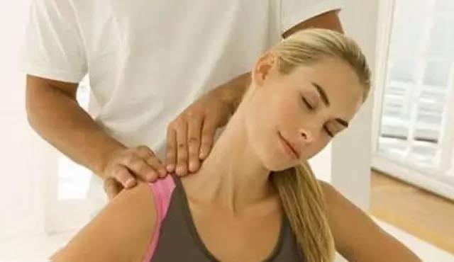 什么原因会引起神经疼 7a229ba6bb0e4e5d9ad5bd6316816c8c.jpeg