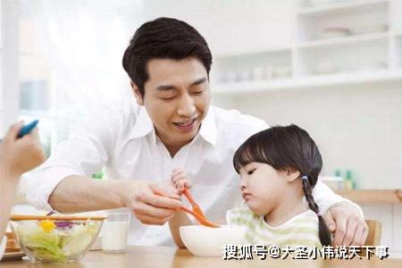 『厌食症』这三件事引发孩子得厌食症家长注意孩子怎么得厌食症