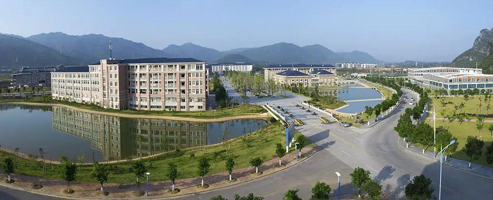 桂林■桂林开学了！明天