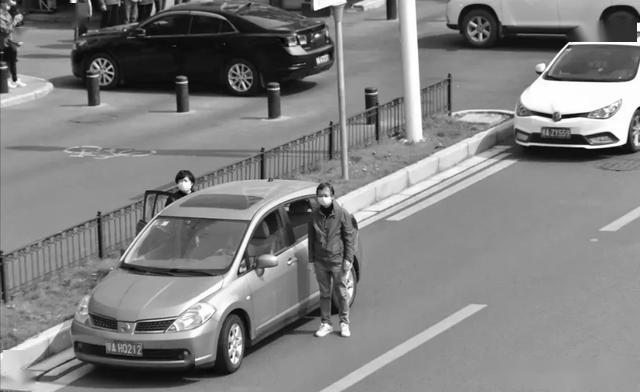 怎么当上公交车驾驶员 945766eea79b4aaf9396a8d02185ed7a.jpeg