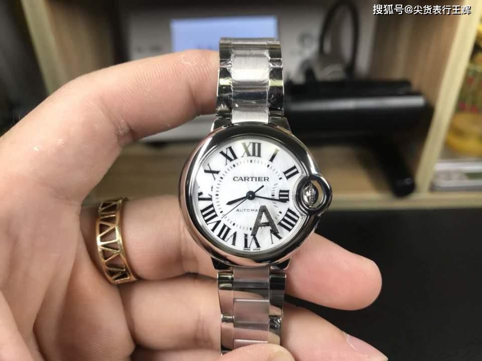 专注女性腕表的高端品牌很多，为什么卡地亚能排时尚榜第一呢_气球
