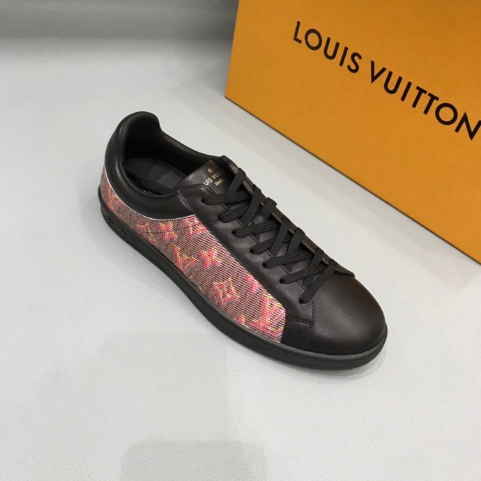 louis vuitton 路易威登2020新款男鞋 小编id:2713734