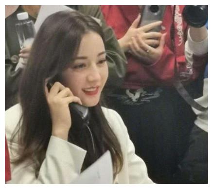 赵丽颖高清镜头无美颜 b63cff58fd1c4b87bf30139847fe2ef4.jpeg