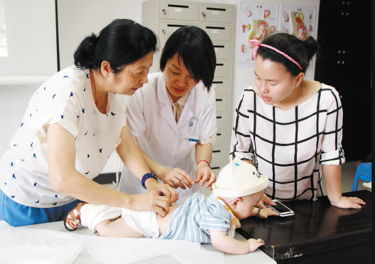 「孩子」3招快速解决给娃吃什么赶跑积食？儿科医生：苹果、山楂没有用