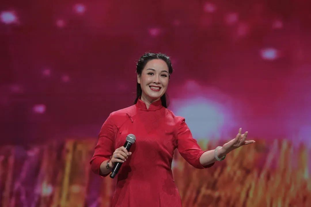 粤剧名家吴非凡经典再现2017年央视戏曲春晚歌曲《南国红豆》