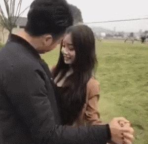 搞笑图片 一山还比一山高,这位单身的哥们让我大开眼界