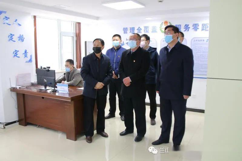 组织郯城县庙山镇党委书记王建龙副书记谢艺委员李晓彤等到东北园社区