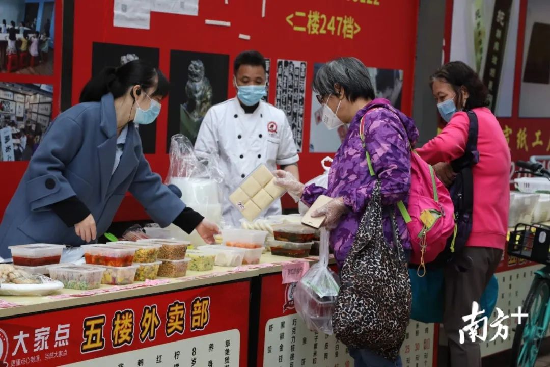 30多城发50多亿元消费券，直接发钱不好吗？