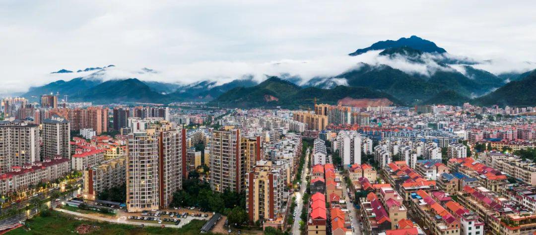 鼎湖人口_2019年广东省肇庆市各县 市 区 常住人口数量排行榜 怀集县人口最多(3)