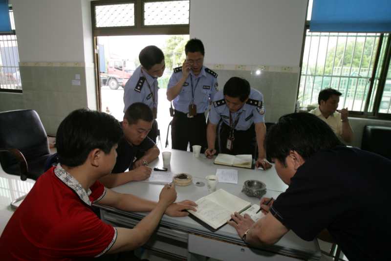 12年前盗窃杀人案告破：小洋楼内母女遇害，男主