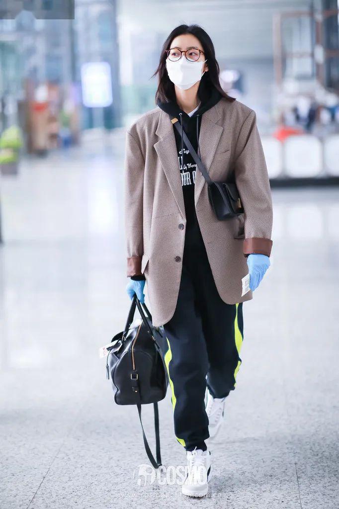 【风衣】女明星复工第一波街拍大赏：老选手发挥稳定/新选手惊艳亮相