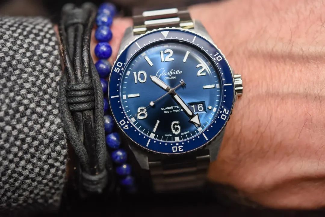 �߼��˶��������,����͸����յ�ԭ��Ǳˮ���Ѱ���~