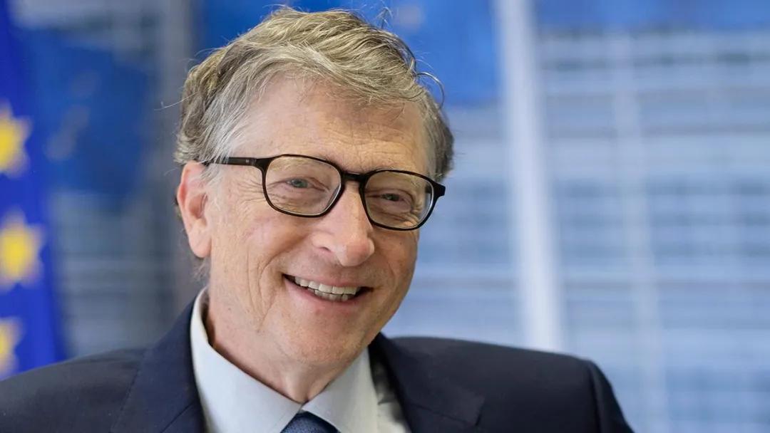 疫苗：外国网友：你就是想当灭霸吧？比尔盖茨做慈善被骂得狗血淋头