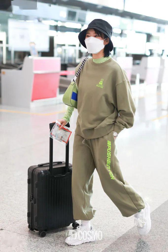 【风衣】女明星复工第一波街拍大赏：老选手发挥稳定/新选手惊艳亮相