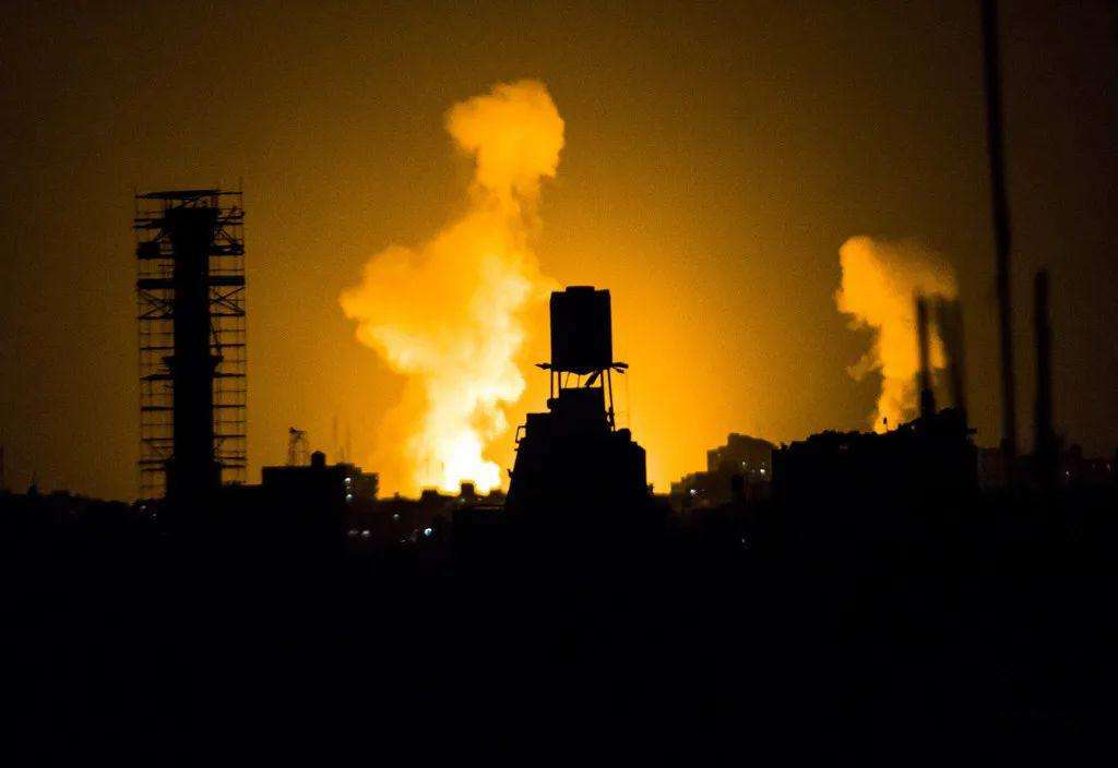 为抢石油，美军准备大动干戈，怎料3枚“喀秋莎