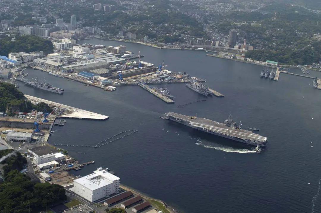 第七舰队基地,横田空军基地,横滨北海军基地,厚木基地与美军家属住宅