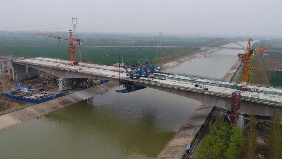 凌空飞渡 横跨京杭