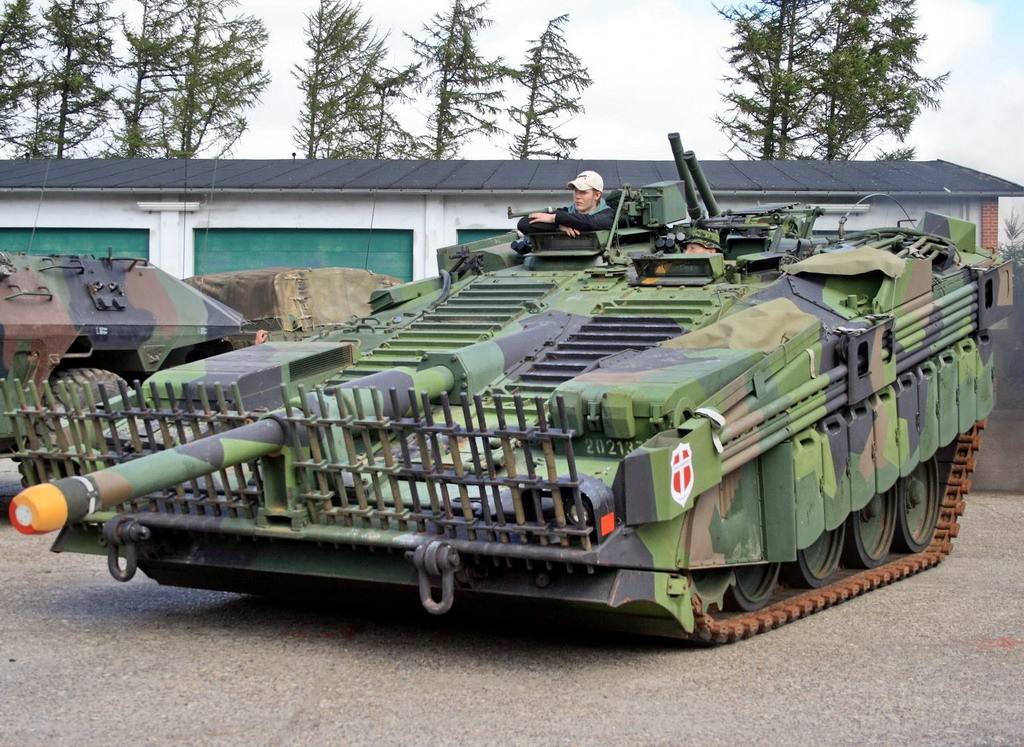 瑞典strv 103坦克