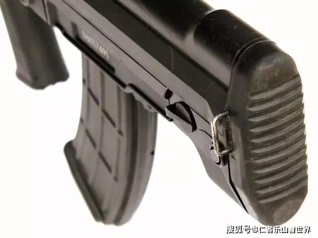 中国现役95式自动步枪