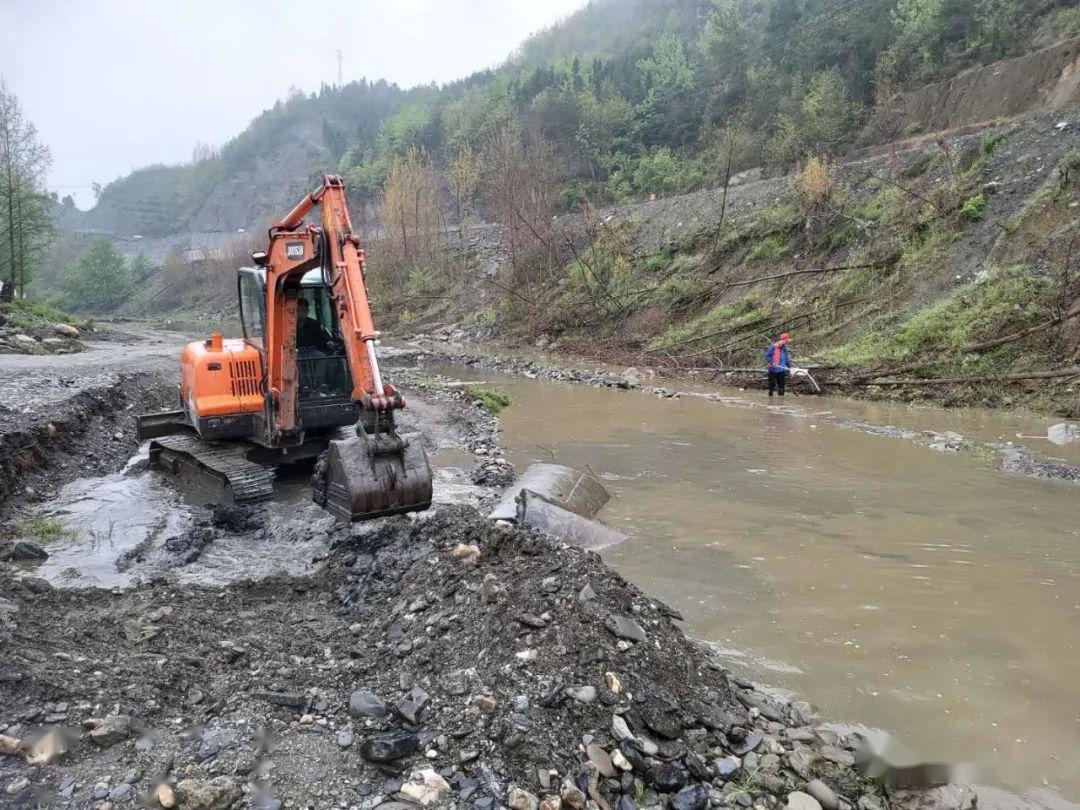 动态双河口镇深入推进河道清四乱打造幸福河