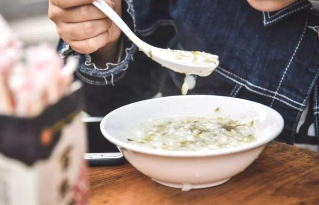 【早餐】不仅损伤脾胃，还耽误长高这五种常见“毒早餐”别再给孩子吃了
