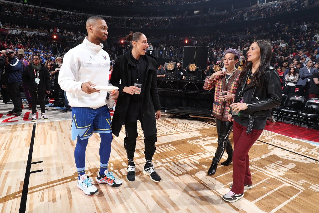 雷霆最后和谁在一起了 344ca9857d364f0b8f992fd36047b619.jpeg