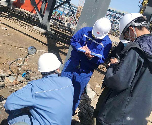 4月4日,盘锦项目部顺利完成图幅一所有管道的水压试验工作.