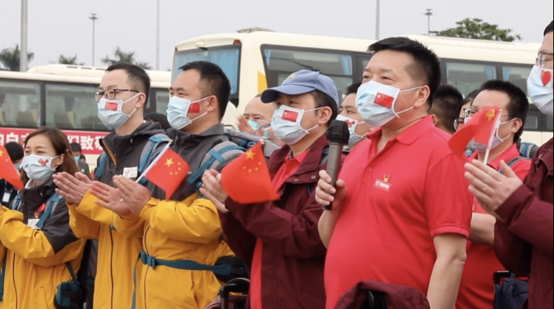 4月8日,武汉重启,广医一院钟南山院士团队完成两个多月的支援武汉抗