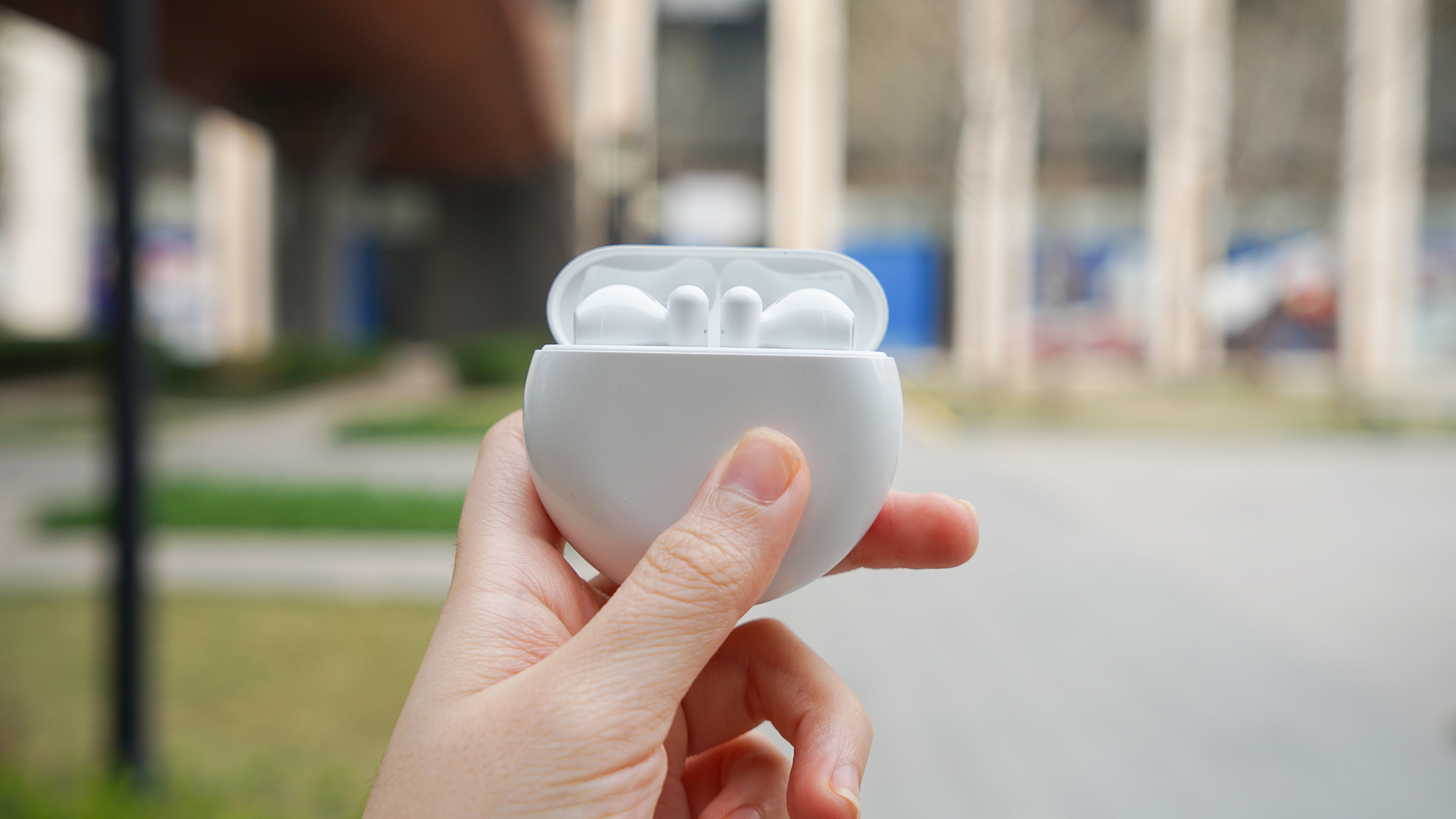 freebuds4和freebuds5 7352cbfaf4974cbdbeb0390a800ffa51.jpeg