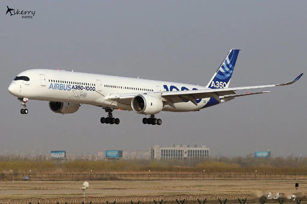 空客a350-1000原型机抵达天津滨海国际机场,图源见水印