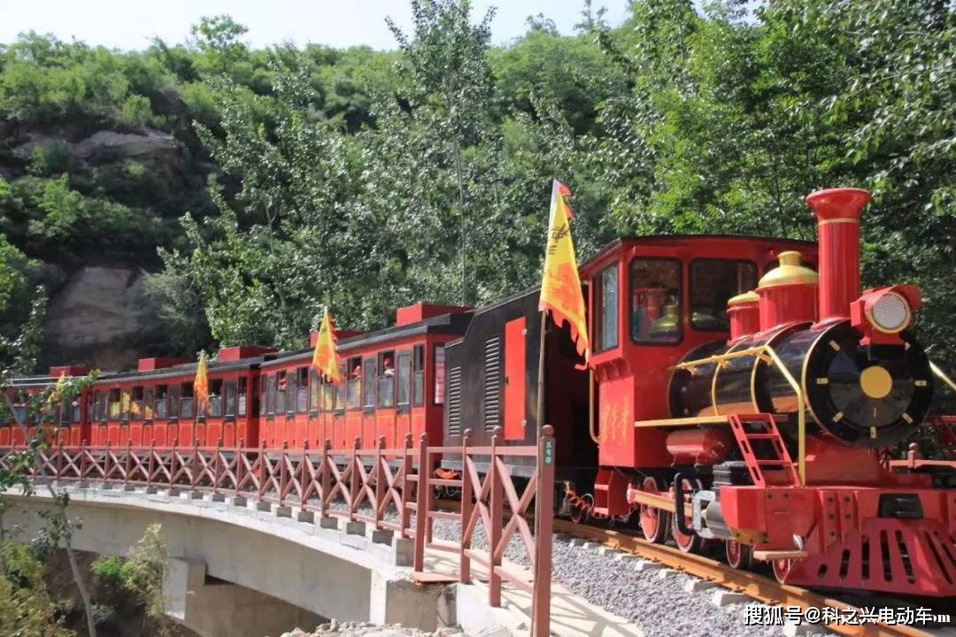 黄金寨原生态旅游区有轨观光小火车竣工-科之兴小火车