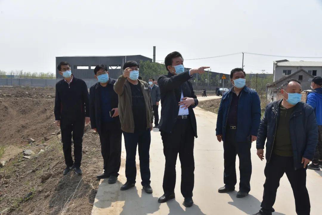 邹平市委书记皮台田到长山镇督导调研孝妇河提升改造工程
